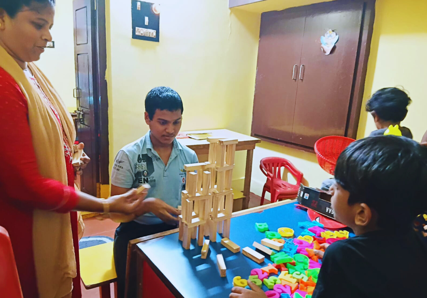 deevena-center-activity